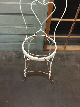 VINTAGE ANTIQUE WHITE METAL WROUGHT IRON PATIO Ice Cream PARLOR CHAIR Heart 6