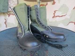 1989 Vietnam War 3rd Model Jungle Boots,  Unworn Unissued,  Sz 8.  5,  8 ½