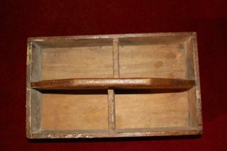 Wonderful Primitive Craftsman ' s Tote In Red Paint 4 Sections Very Solid 2