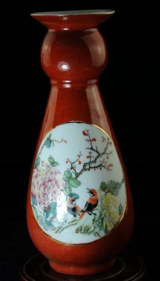 China Old Red Glaze Porcelain Hand Painted Birds And Chrysanthemum Vase C01