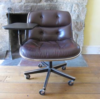 Cool Vintage Rare Knoll Charles Pollock Leather Swivel Tablet Arm Chair