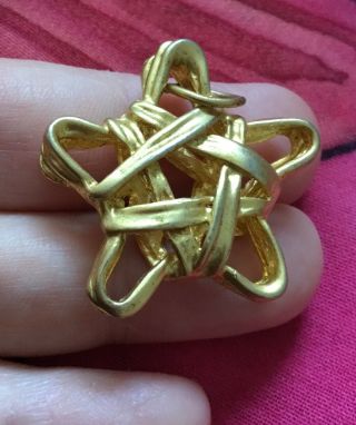 Vintage Antique Gold Chunky Wrapped Star Pentagram Charm Pendant Estate Find Vtg 2