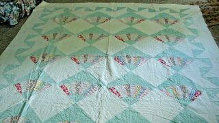 Antique 1920s Vintage Hand Made Tiny Stitching Cotton Fan Quilt 76 X 88