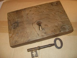 Large Vintage Door Lock With Key Set In Wood - 8 7/8 " X 5 5/8 " - As Photo 