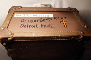 Antique Vintage Suitcase Suit Case Detroit Masonic Temple Gomdy Briefcase Masons