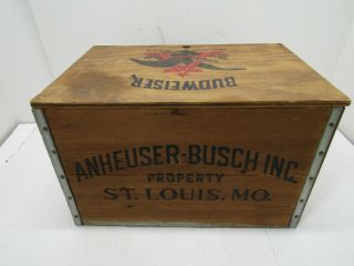 OLD WOOD ANHEUSER BUSH BEER MANCAVE BARWARE CHECKERS BOTTLE CAPS CRATE BOX 3
