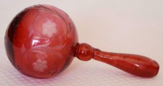 LOVELY AND RARE VICTORIAN ERA ETCHED FLORAL RUBY CRANBERRY GLASS DARNING BALL 6