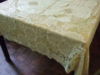Antique Linen Filet Lace Embroidered Tablecloth & 12 Matching Napkins