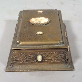 Antique Fancy Brass La Tausca Pearl Necklace Dresser Box w ELEVEN INSET CAMEOS 4