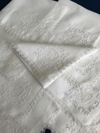 9 - Antique/vtg Fine Italian Embroidered Linen Dinner Napkins W/filet Lace