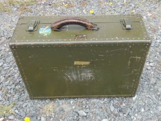 VINTAGE Military USN WW ll SEAPACK SUITE CASE made by oshkosh 2
