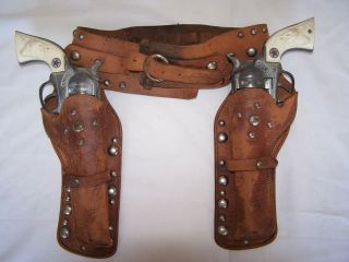 Large Hubley Cowboy Toy Cap Gun,  Vintage