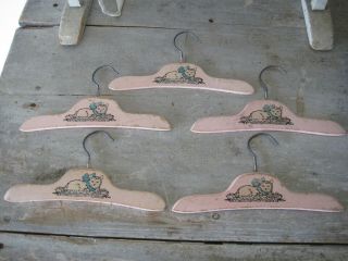 FIVE Vintage Primitive Wood Pink Coat Hangers with Cats Blue Bows Great Find 3