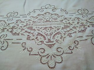 Gorgeous Fine Italian Figural Needle Lace / Embroidered Linen Sheet 102 