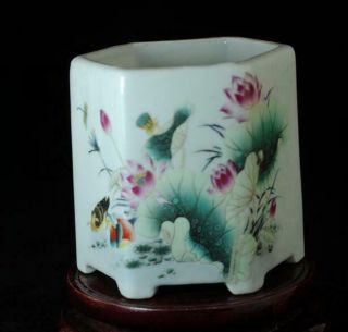 China Old Hand - Made Famille Rose Porcelain Lotus Pond Hexagonal Brush Pot B02