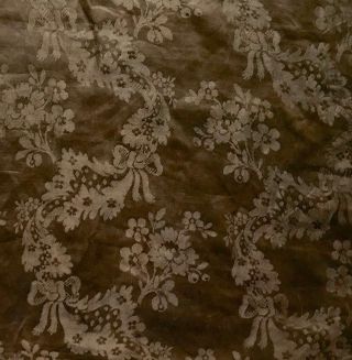 84 cm LATE 18th/ EARLY 19th CENTURY FRENCH PURE SILK DAMASK,  99 3