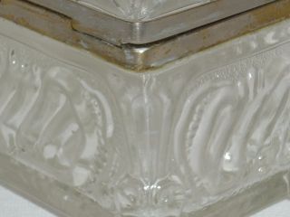 BOX ON LEGS,  SUGAR BOWL.  COLORLESS glass of the late 19th and early 20th centuri 7