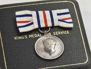 British Wwii Kings Medal For Service Cause Of Freedom Womans Case Award Letter