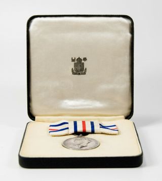 British WWII Kings Medal For Service Cause Of Freedom Womans Case Award Letter 6