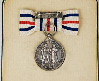 British WWII Kings Medal For Service Cause Of Freedom Womans Case Award Letter 7