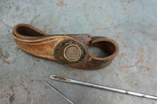 Vintage Hand Saddle Maker Leather Work Tool Palm Needle Guard Pusher Thimble 5