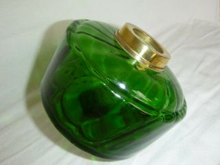 Emerald Green Internally Ribbed Oil Lamp Font