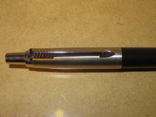 vecchia penna a sfera PARKER nero e acciaio vintage d ' epoca scatto da taschino 2