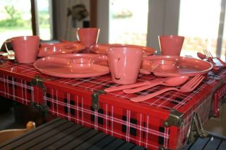 Royalshire Picnic - Aire Vintage Folding Picnic Table,  Matching Colors Set