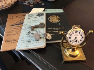 Hamilton 1941 Pocket Watch Railway Special 992b & Southern Pacific Memorabilia