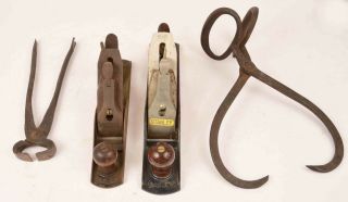 Vintage Tools Stanley Bailey Wood Planes (5 & 5 1/4),  Ice Tongs,  Hoof Trimmers
