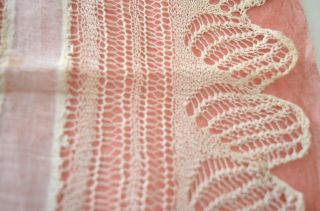 RARE ANTIQUE PRIMITIVE WEDDING HANKY WITH HAND KNITTED LACE TT312 3