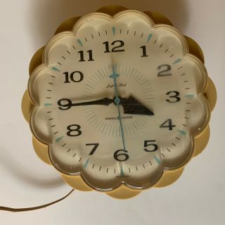 Vintage Yellow Plastic Flower Kitchen Electric Wall Clock With Teal Second Hand