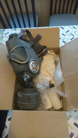 Finnish Unissued M61 Gas Mask With Accessories And Filter