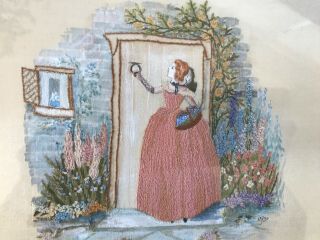 Vintage Small Embroidered Crinoline Lady Picture 4