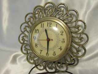 Vintage United Clock Co.  Wall Clock Model 80 Gold Metal Heavy Décor