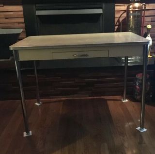 Vintage Art Deco Formica Top Kitchen Table (size - 40 X 25) 29 Tall