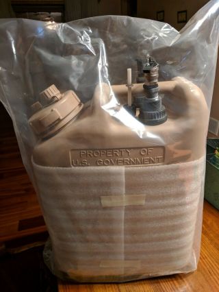 Us Military 5 Gallon Jerry Water Can Nib.