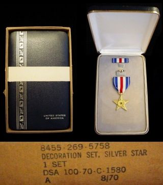 Vn War Us Silver Star Medal Set W/ Ribbon Bar & Wwii Lapel Pin Button - 1970 Dtd