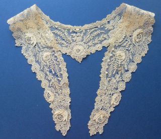 A Victorian Brussels Point De Gaze Lace Collar With Raised Double Petal Roses