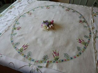 Vintage Hand Embroidered Linen Tablecloth -,  Delicate Flower Circle