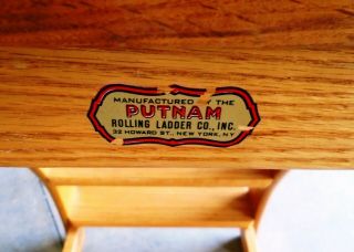 Putnam Rolling Ladder Co. ,  Inc.  30 in.  Library Steps - 2