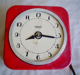 Vintage Hammond Art Deco Red Clock