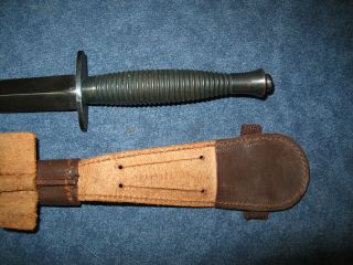 AND UNISSUED BRITISH WW2 FAIRBAIRN–SYKES KNIFE DAGGER 7