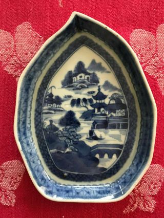 Chinese 18th Century Qianlong Period Export Blue & White Leaf Shape Dish