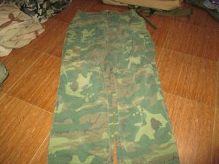 1968 Vietnam War Erdl Camo Field Pants Size M - R,  Very Good