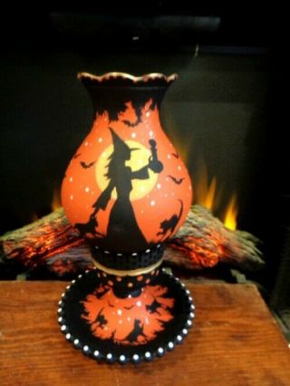 VINTAGE HALLOWEEN WITCH ' S BLACK CATS MILK GLASS LAMP by Peggy G 2
