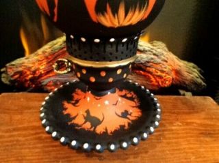 VINTAGE HALLOWEEN WITCH ' S BLACK CATS MILK GLASS LAMP by Peggy G 3
