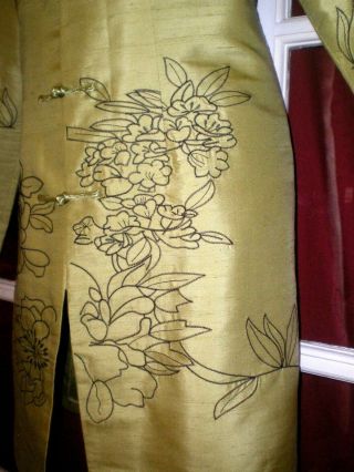 Vtg Chinese Green Textured Silk Jacket/Robe /Embroidered Black Flowers Sz 40 8