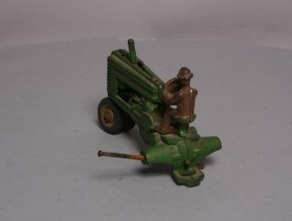 Arcade Vintage Cast Iron John Deere Tractor with Driver 3