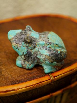 Wonderful Large Vintage Chinese Carved Natural Turquoise Sitting Frog